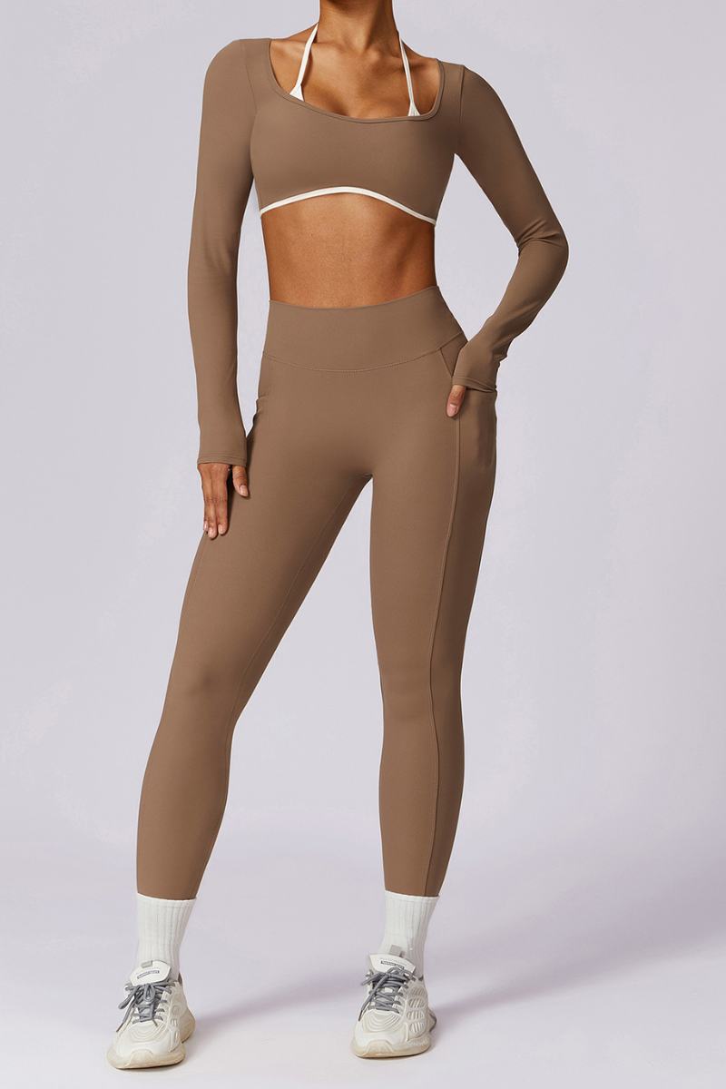 Conjunto feminino FitTech - Blusa e calça