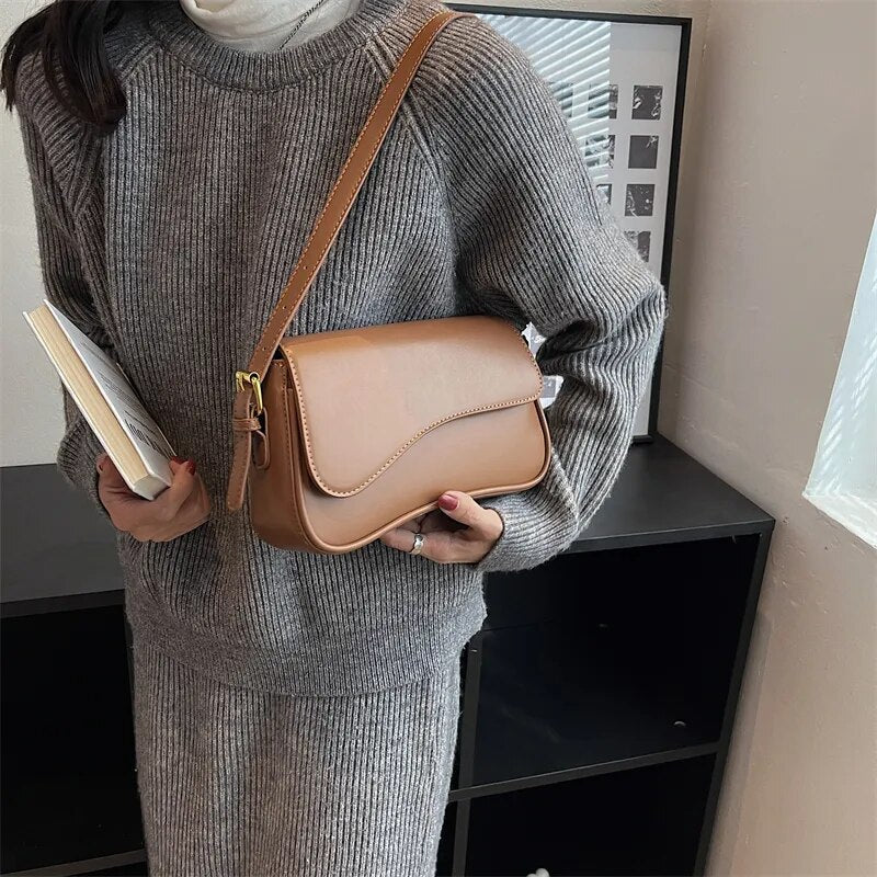 Bolsa de Ombro em Couro Simona