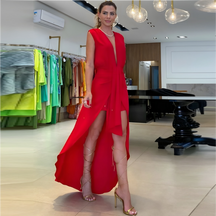 Vestido Aria com Fenda e Decote