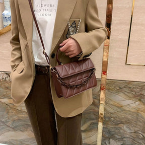 Bolsa de Couro - Alça Transversal e Alça de Mão